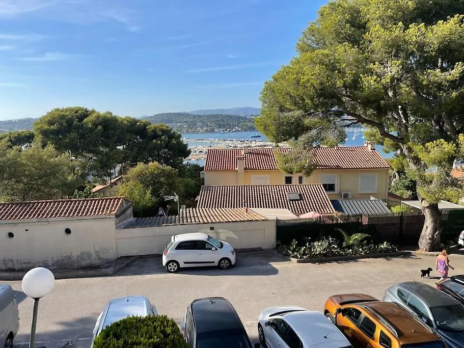 Studio Avec Piscine Parking A 250 M De La Plage La Seyne-sur-Mer Apartment